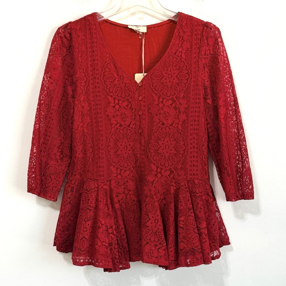 Entro Lace Top S Maroon 3/4 Sleeve Half Button Party Valentines Peplum Hem NEW